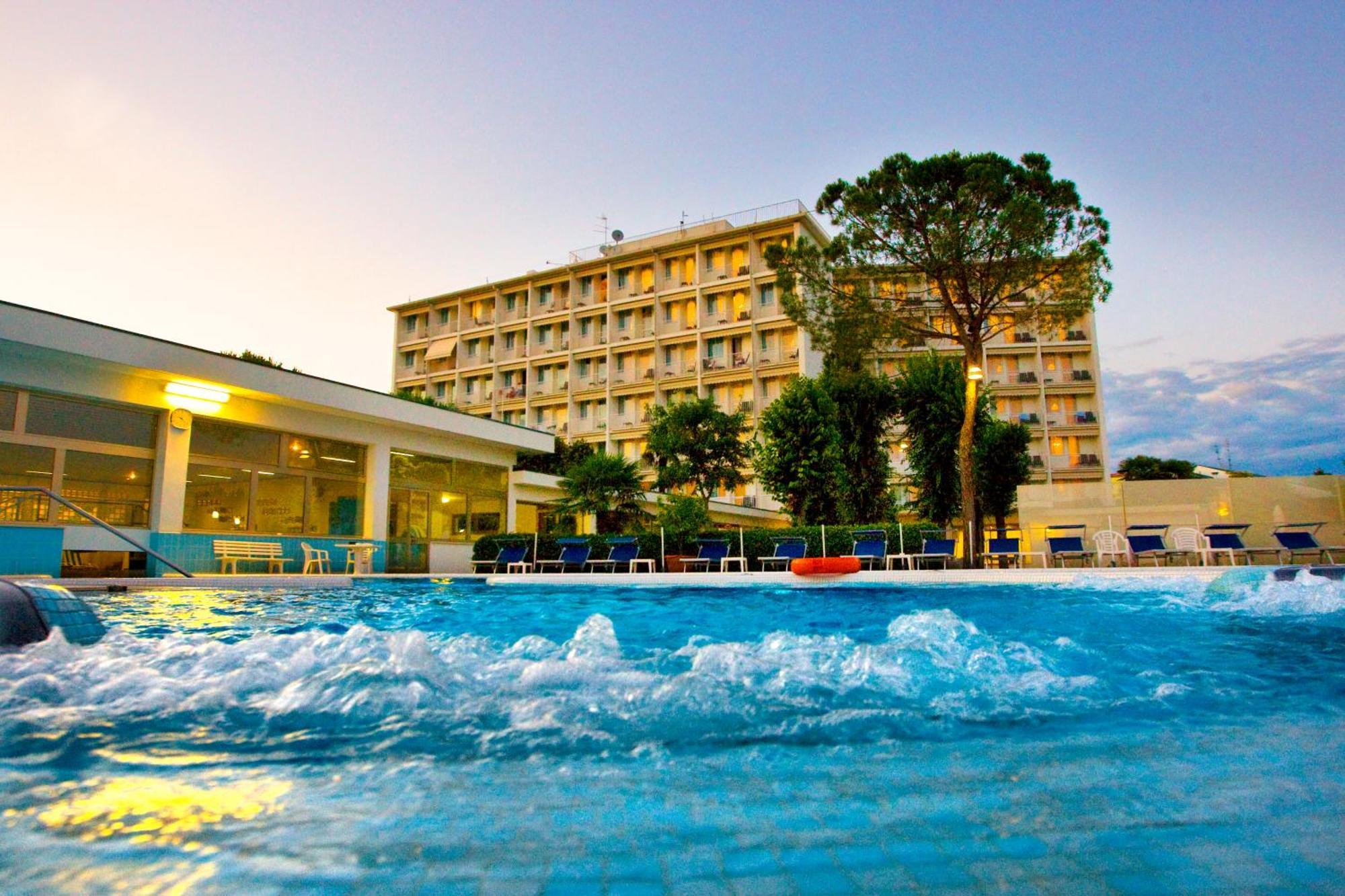 Hotel Abano Astoria Abano Terme Exteriér fotografie